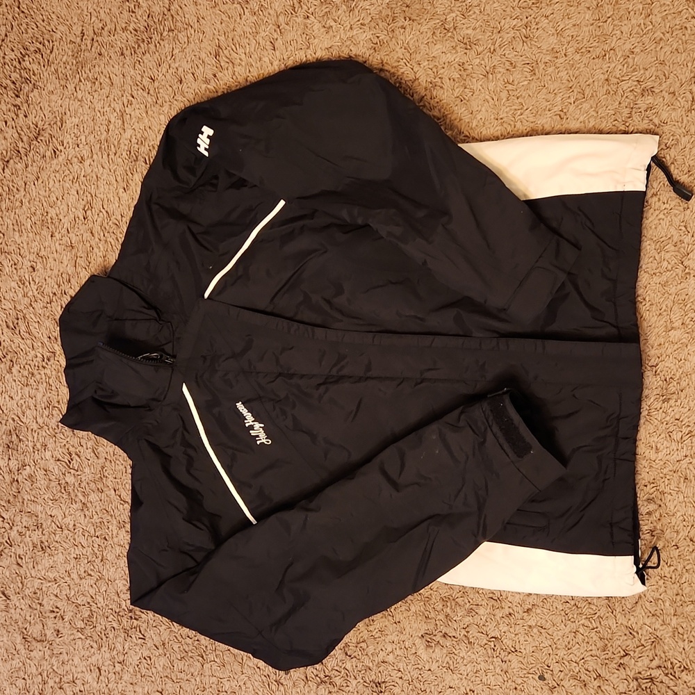 HELLY HANSEN WOMEN'S JACKET SIZE LARGE